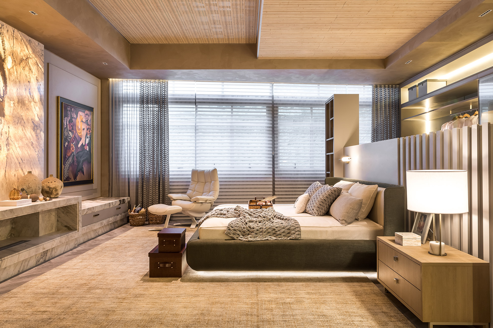 Quarto do Casal Reveev transmite atmosfera relax em todos seus elementos