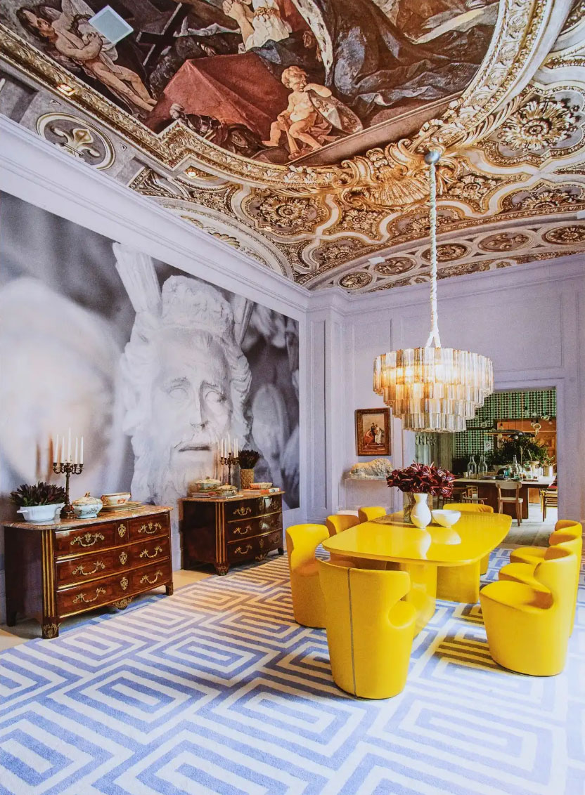 David Bastos incorporó imágenes barrocas en su ambiente para CASACOR São Paulo.