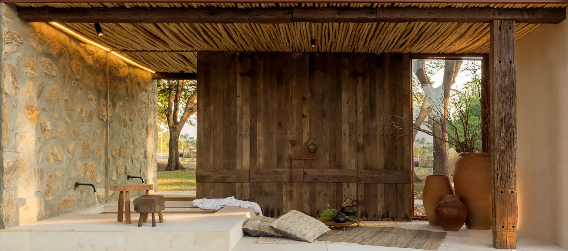 Contenedor de Angela Castilho y Alex Rodrigues en la muestra brasiliense.